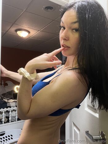 Katie / bruh_katie / bruhkatie_ / bruh__katie nude photo #24