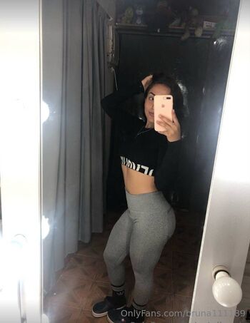 Brun / bruna111189 nude photo #1