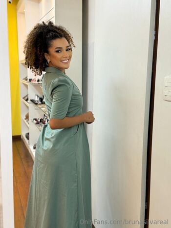 BrunaTheBaddie / brunasreal nude photo #14