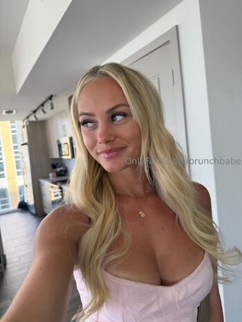 As / brunchbabe nude photo #11