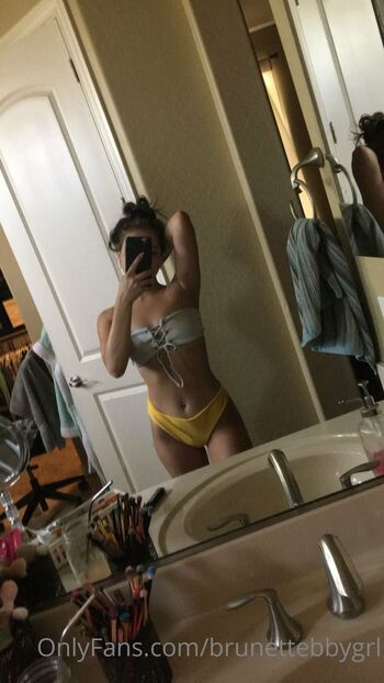 Brunette Baddi / brunettebbygrl nude photo #13