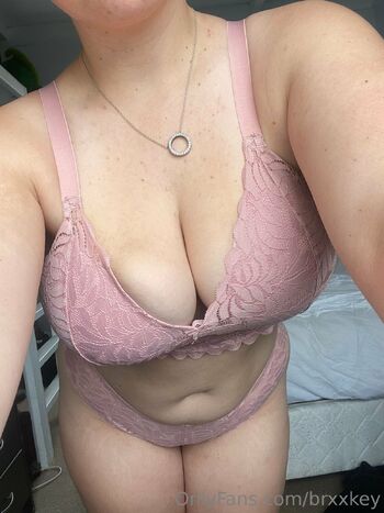 Brxxke / brxxkey nude photo #27