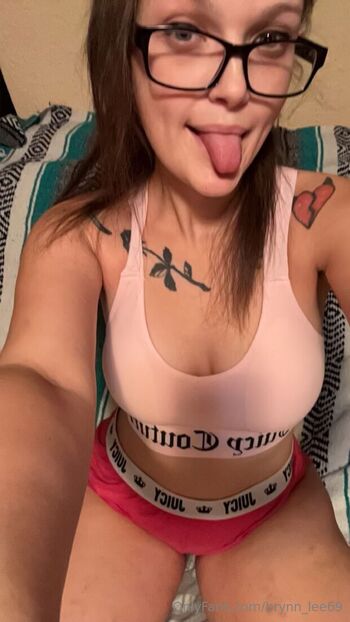 Brynn Le / brynn_lee69 nude photo #2