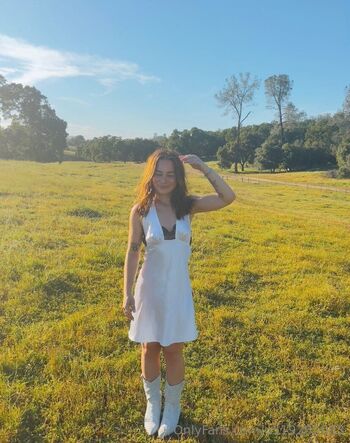 Brynn / brynnparker nude photo #14