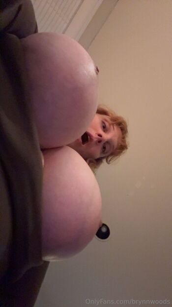 Brynn Wood / brynnwoods nude photo #8