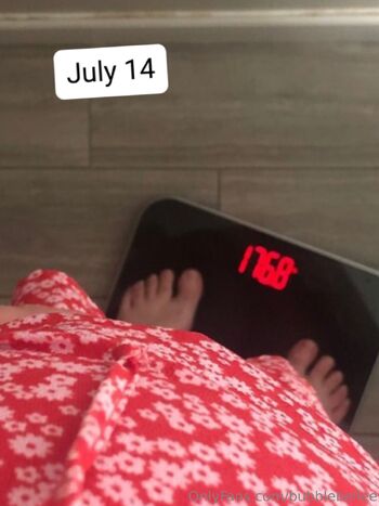 sweet gir / bubblebellee nude photo #5