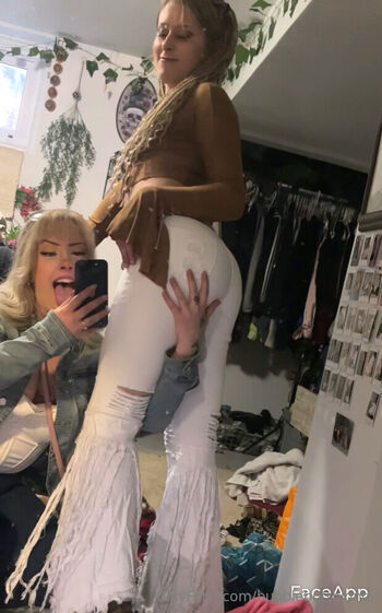 Blond / bubblebuttblondi nude photo #27