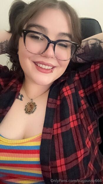 Bug / bugpussy666 nude photo #24