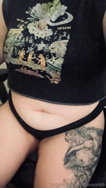 Bug / bugpussy666 nude photo #27