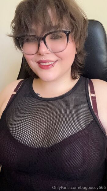Bug / bugpussy666 nude photo #33
