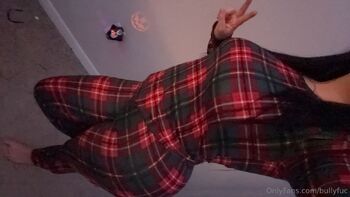 Bullyfu / bullyfuc nude photo #10