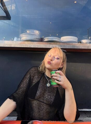 Evi / bumblittleditch nude photo #16