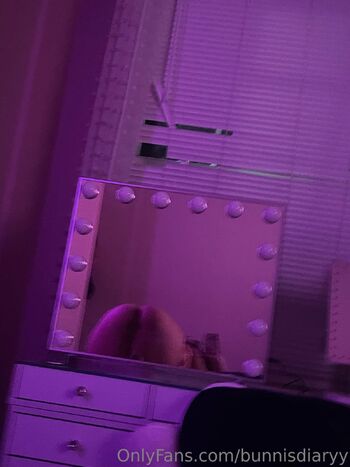 ა bunni ໒ / bunnisdiary nude photo #17