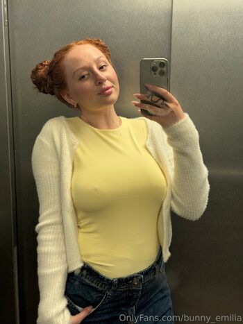 Emilia Amber / bunny_emilia nude photo #24