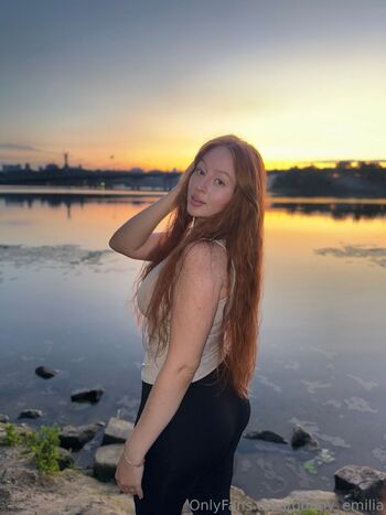 Emilia Amber / bunny_emilia nude photo #30