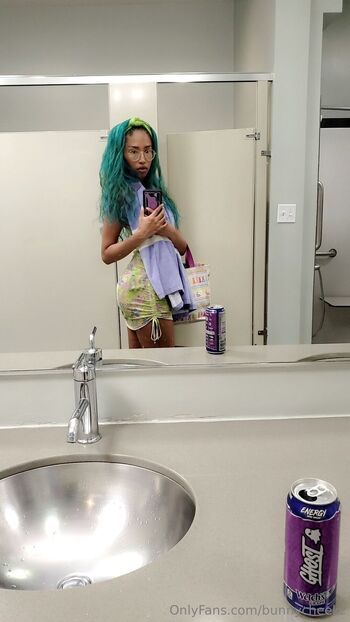 bunnycheek / bunnycheekz / bunny_cheekz / bunny.cheekz nude photo #2