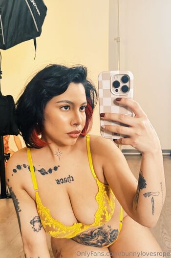 Arabella Moo / bunnylovesrope nude photo #19