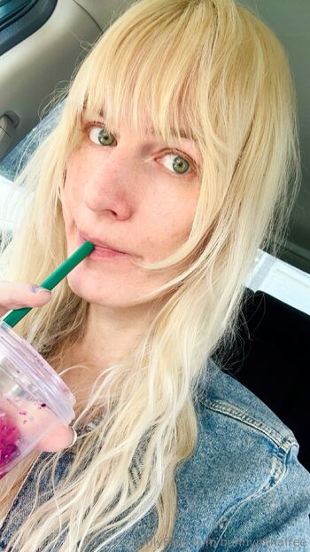 Min / bunnyminafree nude photo #14