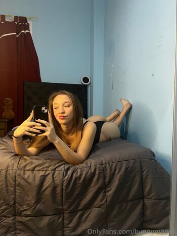 An / bunnymoonx nude photo #15