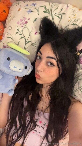 Sophy / bunnys0phy nude photo #20