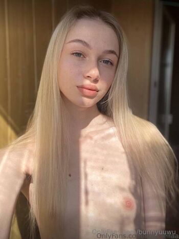 Anastasi / bunnyuuwu nude photo #5