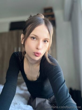 Zoe / bunnyzoe nude photo #16