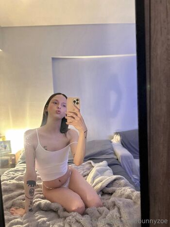 Zoe / bunnyzoe nude photo #17