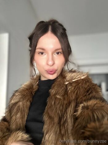 Zoe / bunnyzoe nude photo #18