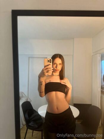 Zoe / bunnyzoe nude photo #23