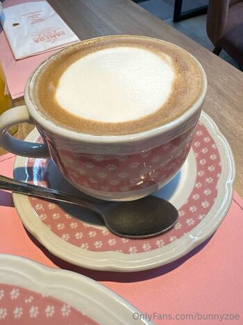 Zoe / bunnyzoe nude photo #33