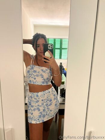 Latín girl / burbuxxx / burbionly nude photo #21