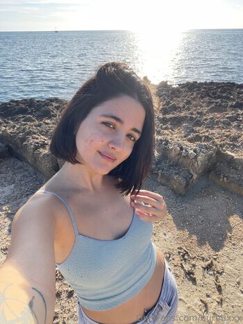 Latín girl / burbuxxx / burbionly nude photo #26