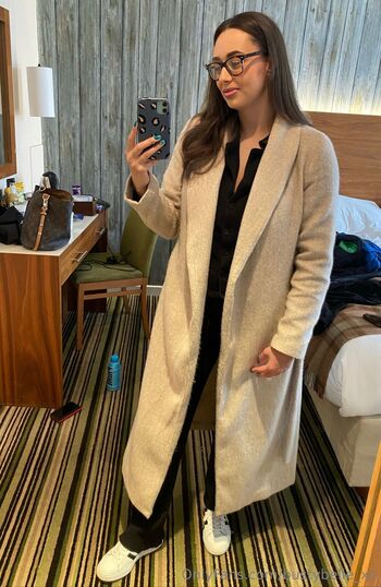 𝑩𝒓𝒊𝒕𝒊𝒔𝒉 𝒎𝒐𝒎 𝒘𝒊𝒕𝒉 𝒃𝒊𝒈 𝒕𝒊𝒕𝒔 / bustybelle_xx nude photo #35