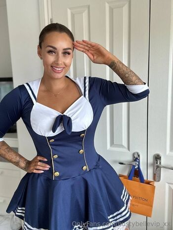 British girl VIP page / bustybellevip_xx nude photo #3