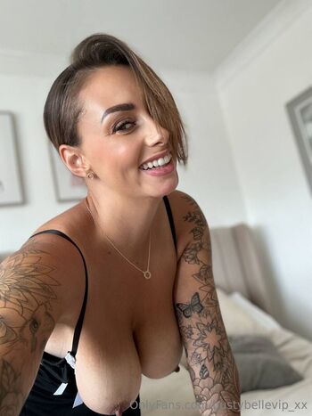 British girl VIP page / bustybellevip_xx nude photo #15