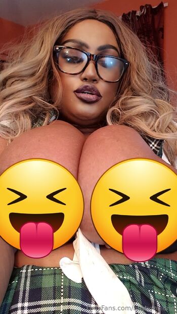 Bustymalon / bustymalone nude photo #5