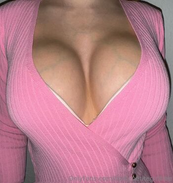 Lar / bustypetiteteenfree nude photo #24