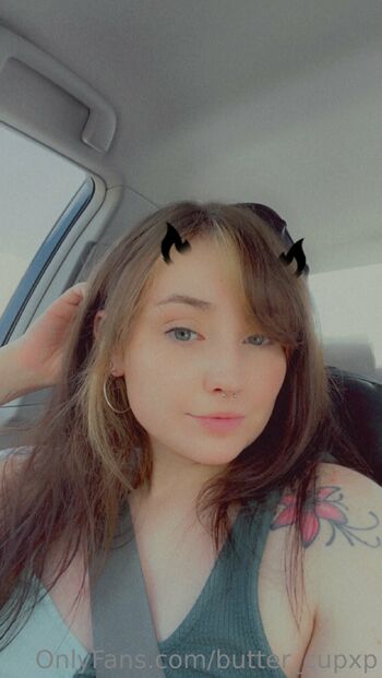 Buttercup_Cakes / butter_cupxp nude photo #9