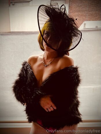 Kate The Button Lad / buttonladyfree / buttonladyafterdark nude photo #21