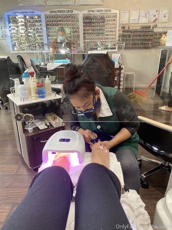 Amber / buuur15 nude photo #20