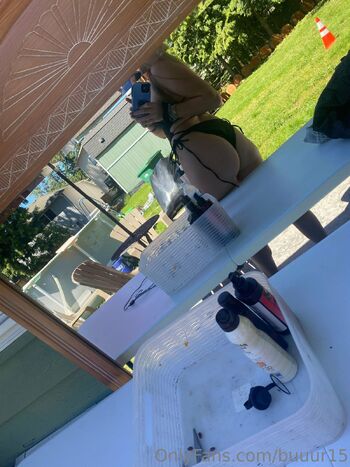 Amber / buuur15 nude photo #34