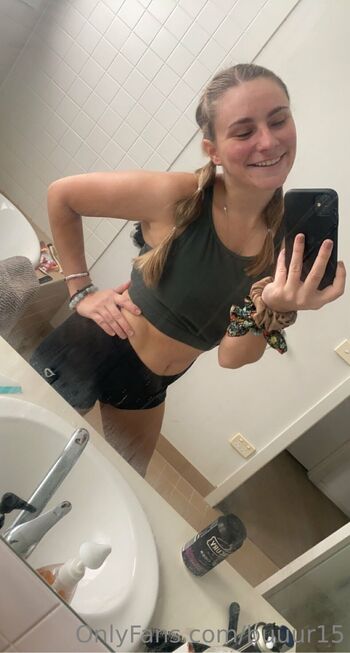 Amber / buuur15 nude photo #36