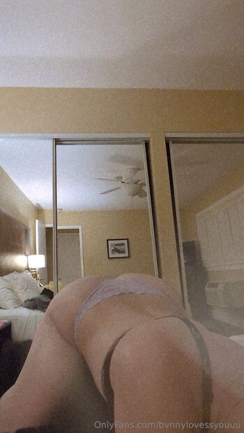 bvnnylovessyouuu nude photo #1