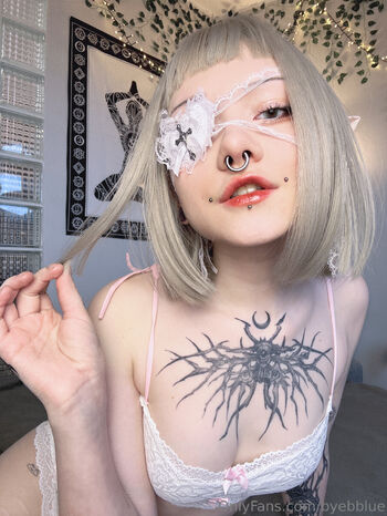 YONA / byebblue nude photo #23