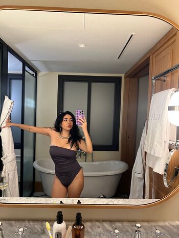 OnlyFans / byunmads nude photo #12