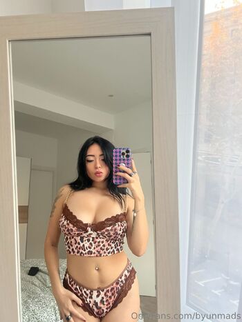OnlyFans / byunmads nude photo #16