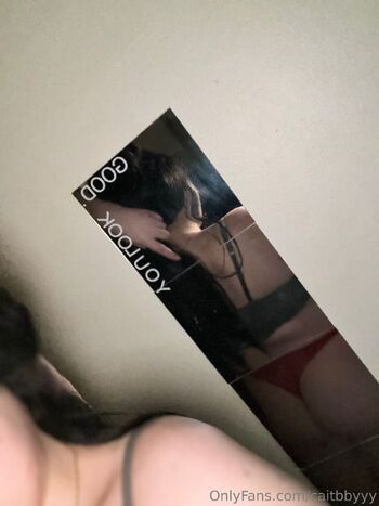 Caitbbyy / caitbbyyy nude photo #18