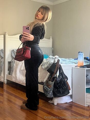 Caitli / caitlinspicy nude photo #21