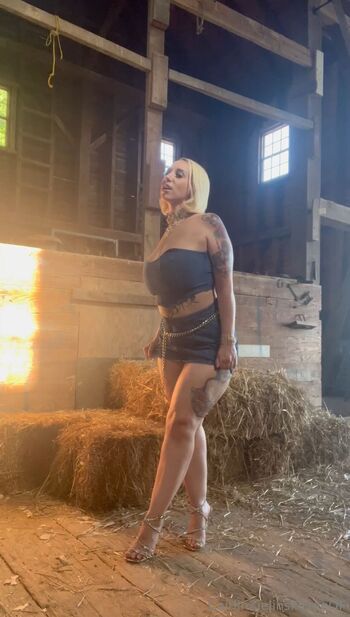 Caitlin Zielinski FRE / caitlinzielinskifree nude photo #20