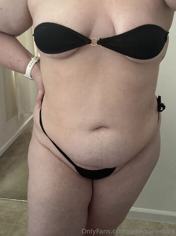 Cake Quee / cakequeeen69 nude photo #8